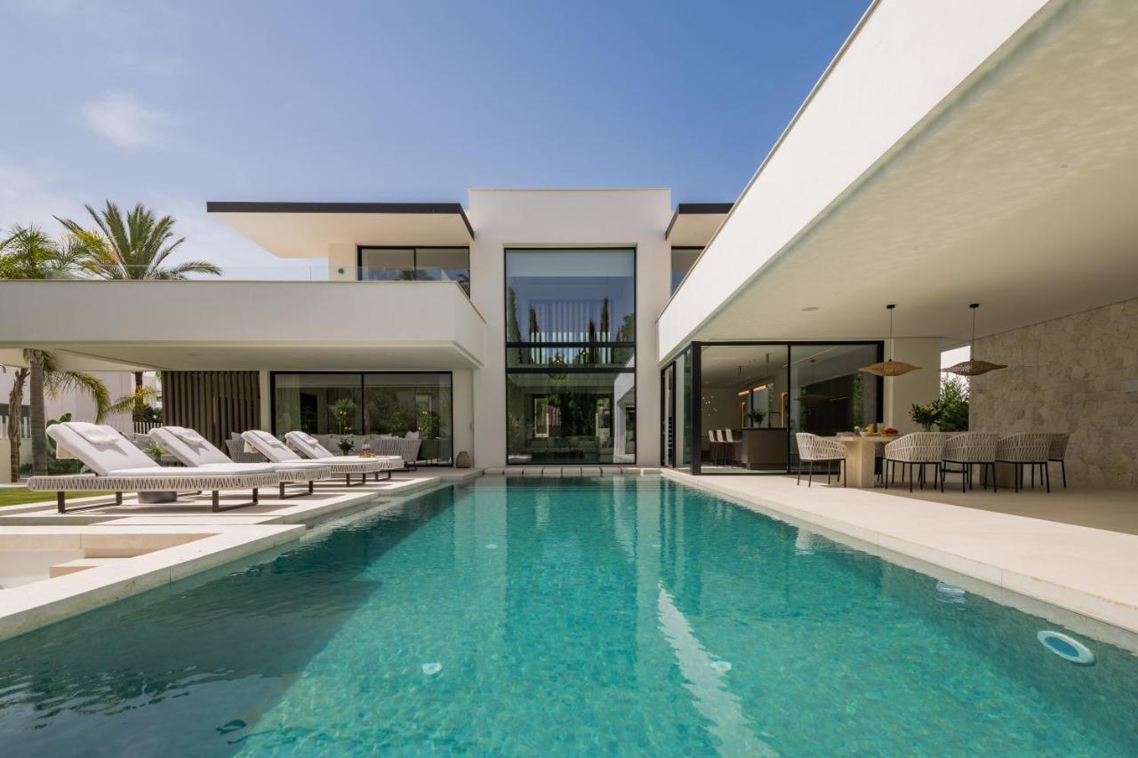 Villa Sirius: Luxury Golf Valley Retreat with Private Heated Pool Marbella Exterior photo