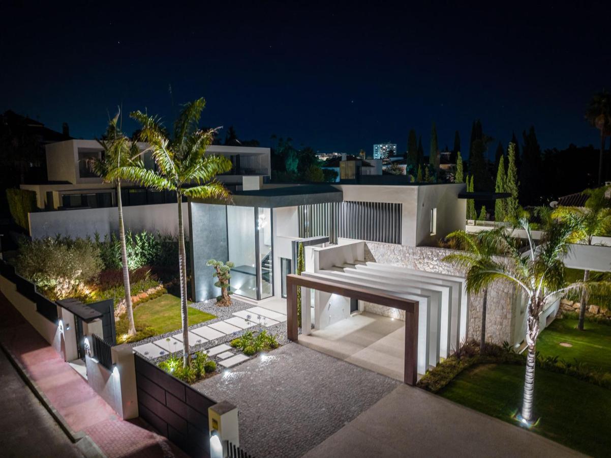 Villa Sirius: Luxury Golf Valley Retreat with Private Heated Pool Marbella Exterior photo