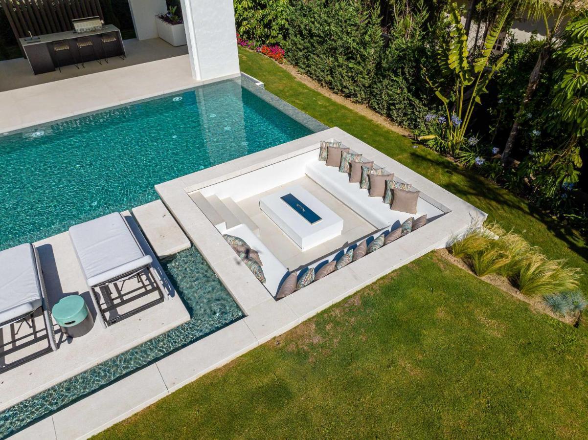 Villa Sirius: Luxury Golf Valley Retreat with Private Heated Pool Marbella Exterior photo